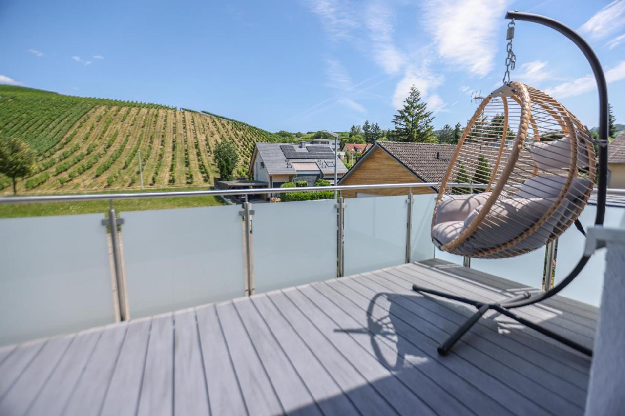 Penthouse-Wohnung I 100 Qm I Blick Auf Die Weinreben I Nespresso I Emma Matratzen Auggen Extérieur photo
